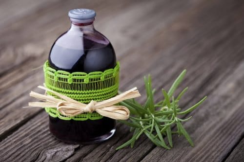 cellulite-combattre-lotion-romarin