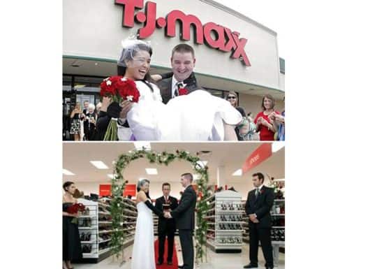 حفل زفاف في المحلات التجارية