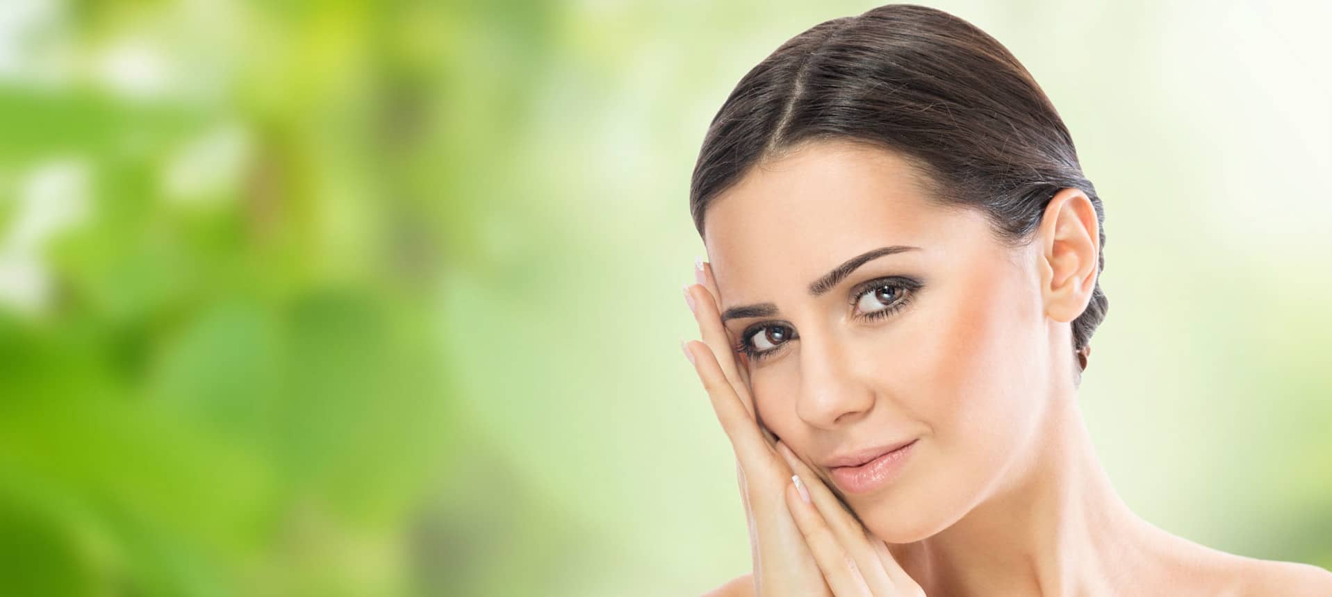 طريقة تكبير الخدود بالماكياج