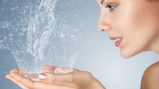 6 عادات يومية لبشرة صحية