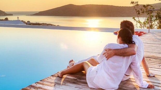 انتبهي لصحة زوجك خلال شهر العسل