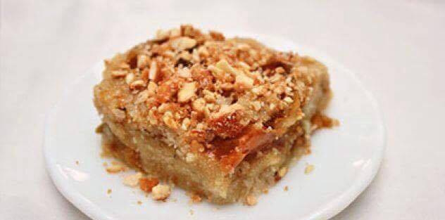 حلى السميد بالتمر الإماراتي