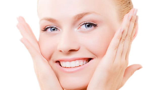إليك 4 طرق طبيعية لشد الوجه