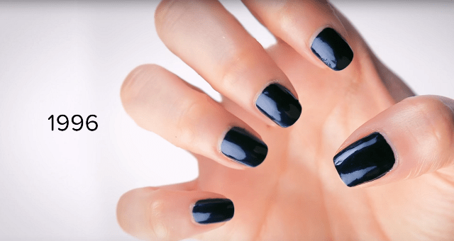 مناكير موضة أسود