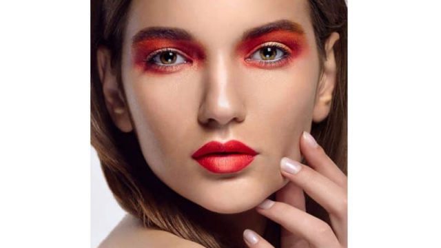 إليك أحدث صيحات الماكياج لخريف 2016