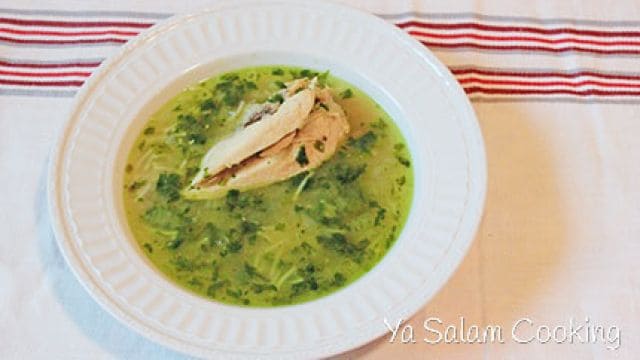 شوربة الدجاج الإماراتية