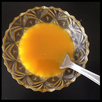 فوائد العسل والبيض لتقوية الشعر