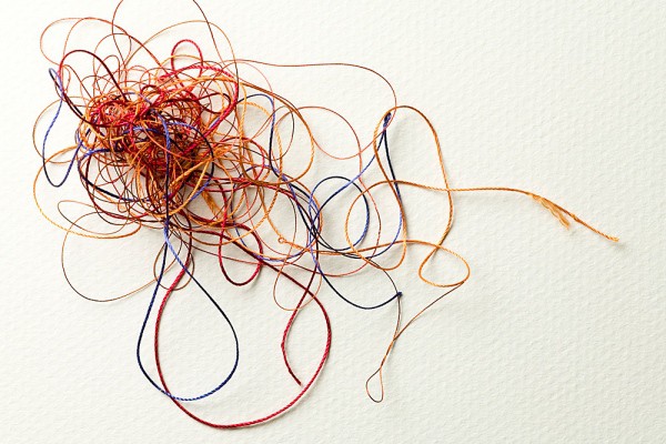 تعرفي على طريقة التخلص من الشعر المتشابك