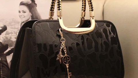 هذه الحقائب تبقى فاخرة وجميلة على الدوام