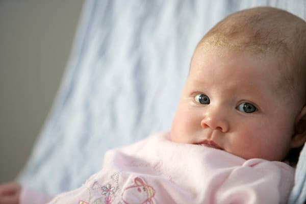 طرق علاج القشرة التي تصيب الأطفال