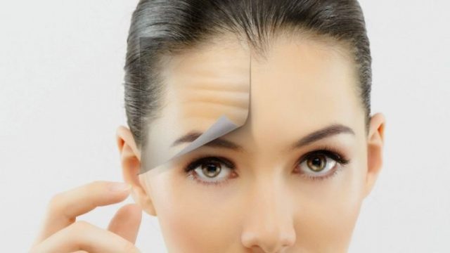 تخلصي من تجاعيد الجبين بالفازلين