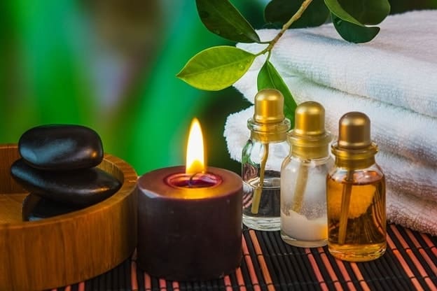 كيف تحضرين حمام الزيت الساخن لتتخلصي من تساقط الشعر؟