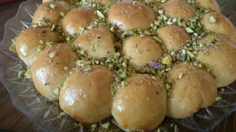 كيفية إعداد خلية النحل المحشوة بجبن الكريم