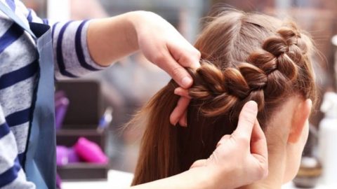 جربي تسريحة الضفائر لهذا الخريف