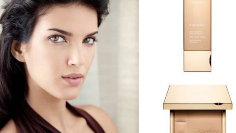 تخلصي من لمعان الوجه مع مستحضرات Ever Matte من كلارنس