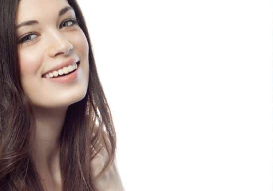 تعرفي على فوائد التوت الأسود التجميلية للشعر والبشرة