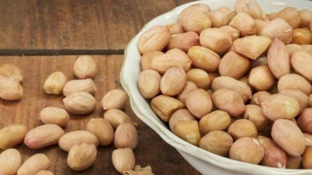 إليك وصفة الفول السوداني لتعزيز كولاجين البشرة