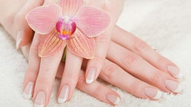 خلطة منزلية بسيطة لتبييض اليدين