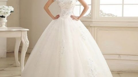 شاهدي أجمل تصاميم فساتين الزفاف لعام 2017