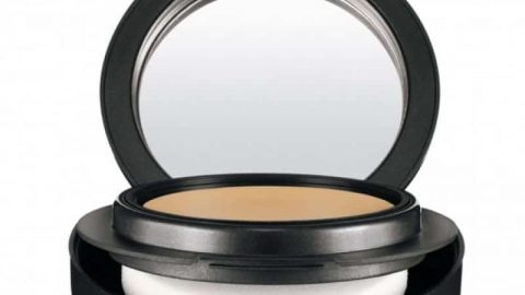 إليك أفضل أنواع الكريم الأساس للبشرة الجافة