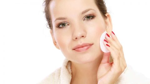 وصفات طبيعية استخدميها قبل إزالة الشعر بالحلاوة