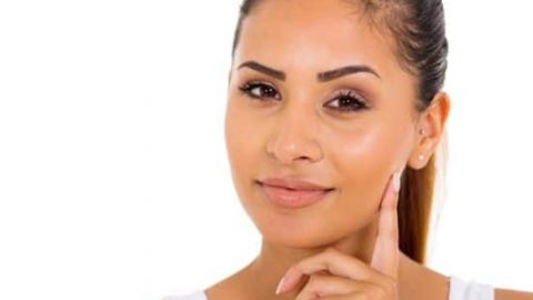 أمور لا علاقة لها بظهور حب الشباب.. تعرفي عليها