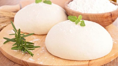 اكتشفي طريقة إعداد عجينة العشر دقائق