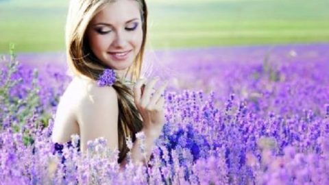 جربي غسول اللافندر لبشرة نظيفة ومشرقة