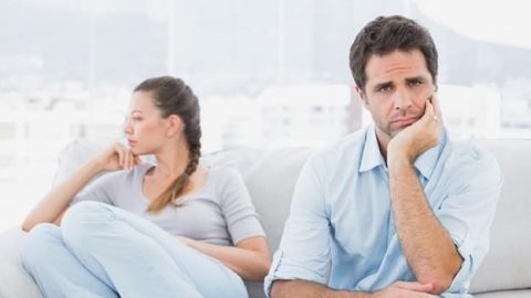 إشارات تدل على ملل الزوج من زوجته.. احذريها