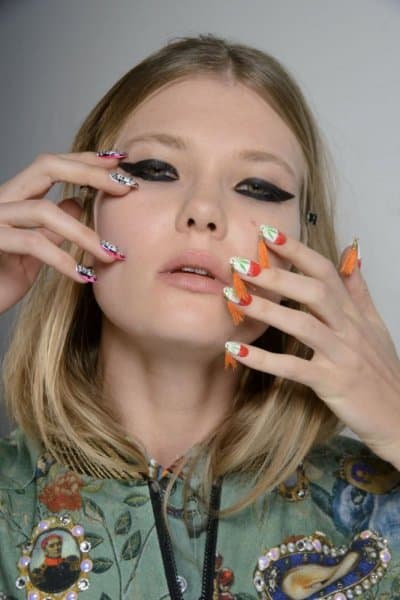 أفضل ماركات طلاء الأظافر