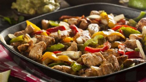 أسهل طريقة لبنانية لتجهيز فاهيتا الدجاج