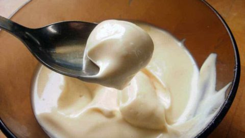 ماسك اللبن و المايونيز للشعر الجاف