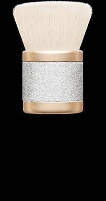 فرشاة كثيفة الشعيرات وناعمة