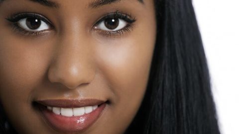 كريم مرطب للبشرة السمراء