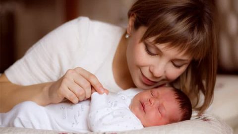 أطعمة تزيد إدرار الحليب للأمهات المرضعات