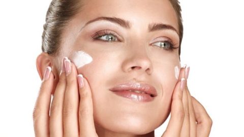 جربي أفضل وصفات الترطيب الطبيعة للبشرة الدهنية