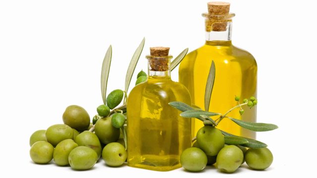 أفضل الزيوت الطبيعية المناسبة للرجيم