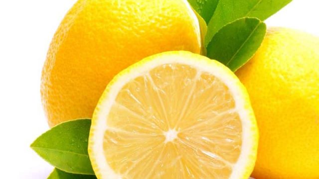 تخلصي من رائحة المنطقة الحساسة بهذه المكونات الطبيعية