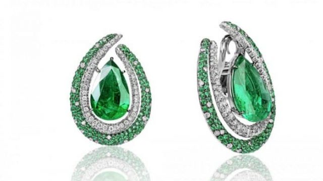 تزيني بمجوهرات Adler لإطلالة فخمة في كل الأوقات