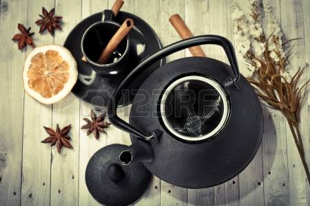 23350308-asie-th-th-vert-orange-anis-cannelle