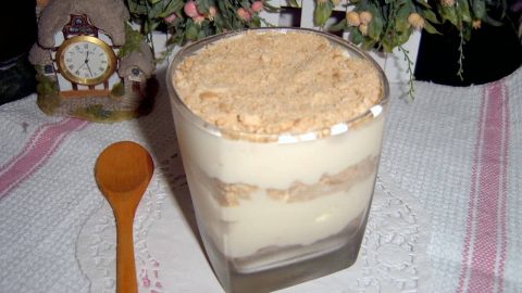 كيفية تجهيز المهلبية بالبسكويت