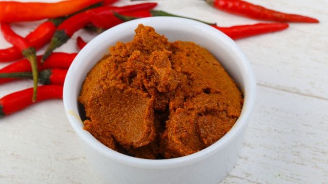 خطوات إعداد الهريسة في المنزل