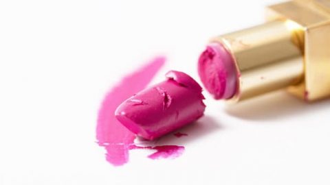 تعرفي على أجمل ألوان الحمرة الأكثر رواجا