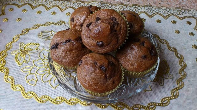 ألذ كاب كيك بحبيبات الهيرشي