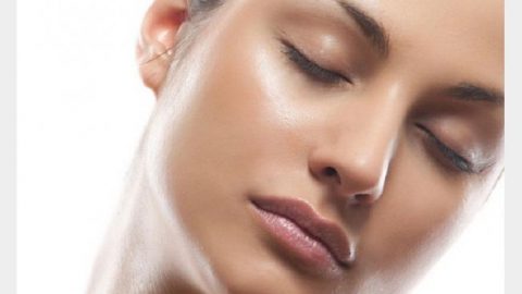 كريمات طبيعية للبشرة الدهنية