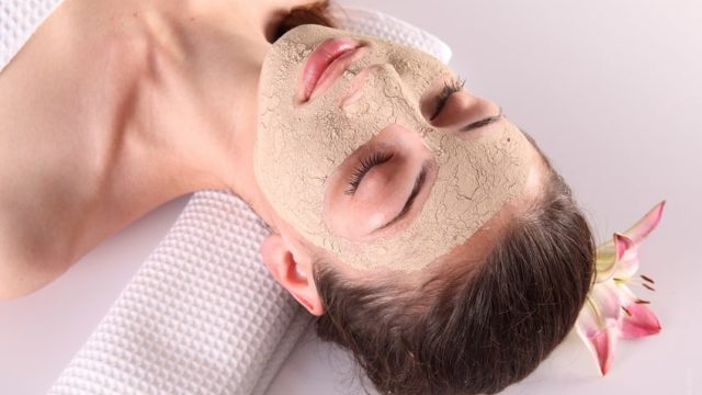 وصفات طبيعية للتخلص من الرؤوس السوداء