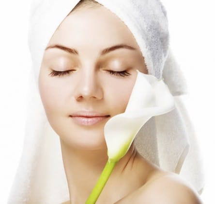 ماسكات طبيعية للعناية بالبشرة