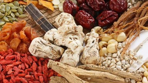 علاج انقطاع الدورة الشهرية بالأعشاب