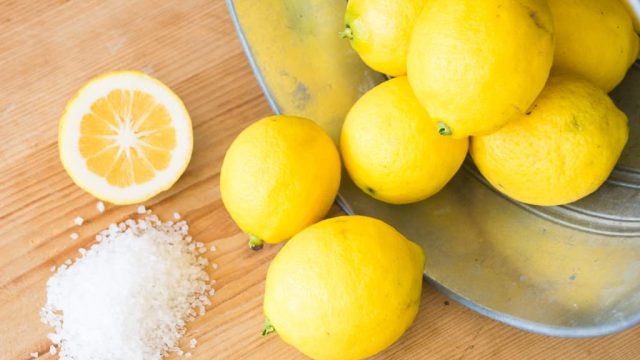 فوائد ملح الليمون الصحية و الجمالية
