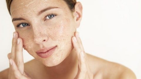 كريمات طبيعية لسنفرة العروس